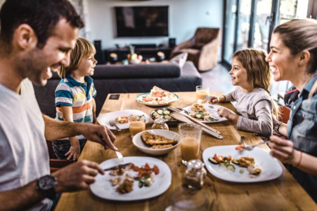 Fostering Emotional Intelligence At The Family At The Dinner Table